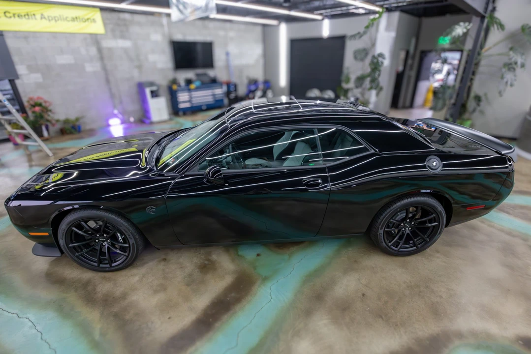 2023 Dodge Challenger SRT Hellcat 3rd Gen - Image 9 of 31