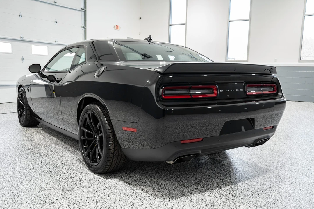 2023 Dodge Challenger SRT Hellcat 3rd Gen - Image 5 of 31
