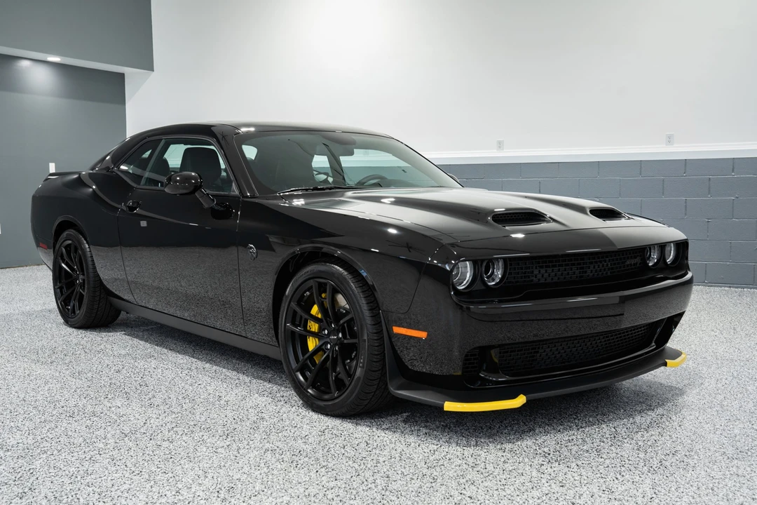 2023 Dodge Challenger SRT Hellcat 3rd Gen - Image 10 of 31