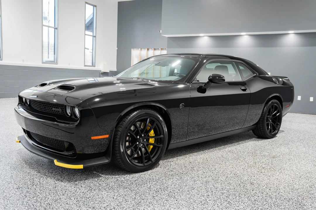 2023 Dodge Challenger SRT Hellcat 3rd Gen - Image 3 of 31