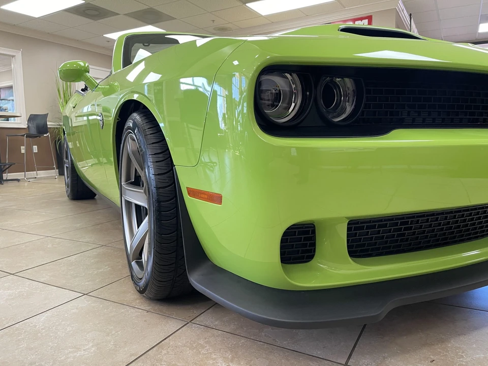 2023 Dodge Challenger SRT Hellcat 3rd Gen - Image 28 of 31