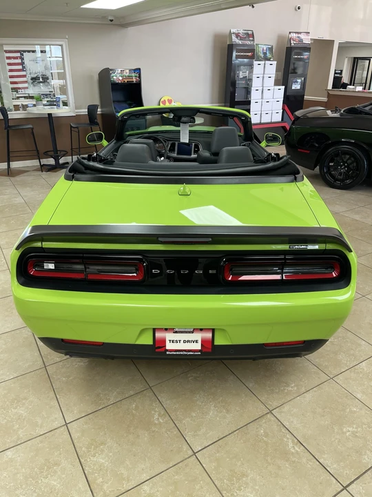 2023 Dodge Challenger SRT Hellcat 3rd Gen - Image 8 of 31