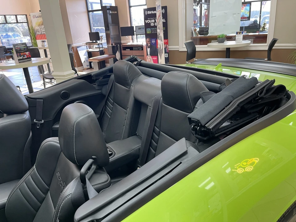 2023 Dodge Challenger SRT Hellcat 3rd Gen - Image 30 of 31