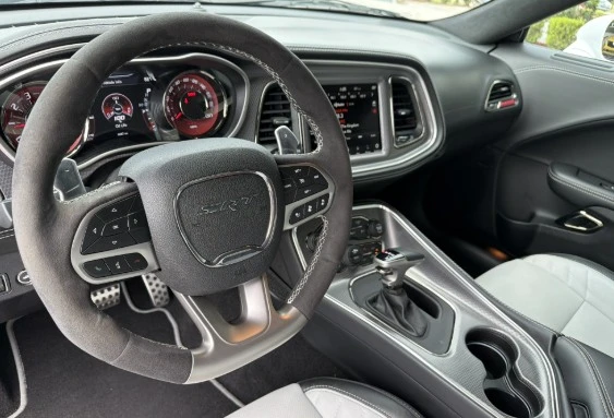 2023 Dodge Challenger SRT Hellcat 3rd Gen - Image 9 of 12