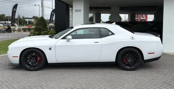 2023 Dodge Challenger SRT Hellcat 3rd Gen - Image 3 of 12