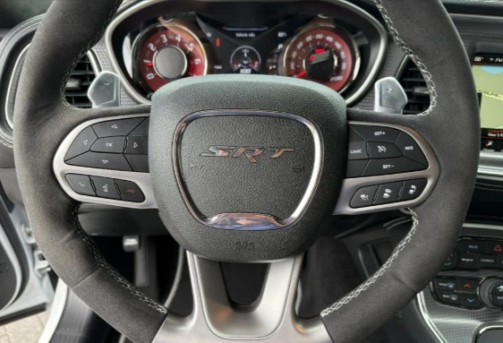 2023 Dodge Challenger SRT Hellcat 3rd Gen - Image 7 of 12