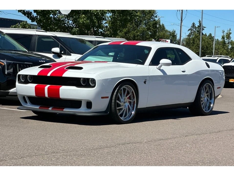 2023 Dodge Challenger SRT Hellcat 3rd Gen - Image 8 of 10