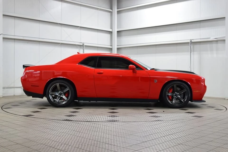 2023 Dodge Challenger SRT Hellcat 3rd Gen - Image 8 of 17
