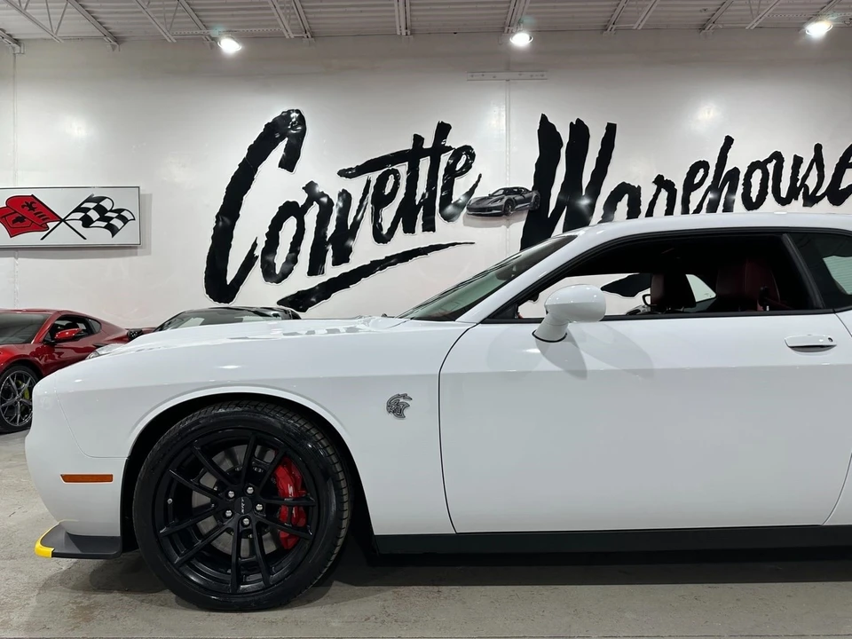 2023 Dodge Challenger SRT Hellcat 3rd Gen - Image 7 of 21