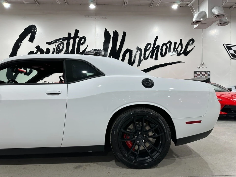2023 Dodge Challenger SRT Hellcat 3rd Gen - Image 8 of 21