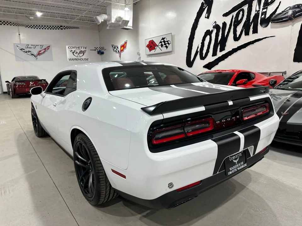 2023 Dodge Challenger SRT Hellcat 3rd Gen - Image 4 of 21