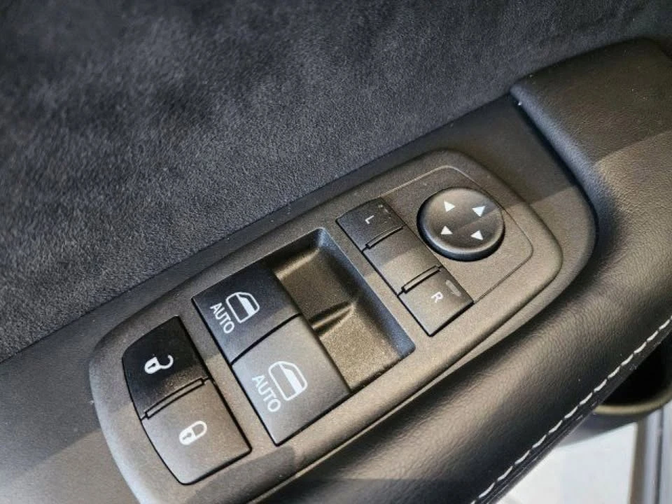 2023 Dodge Challenger SRT Hellcat 3rd Gen - Image 11 of 17