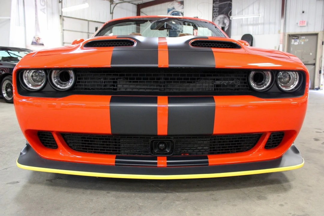 2023 Dodge Challenger SRT Hellcat 3rd Gen - Image 9 of 12