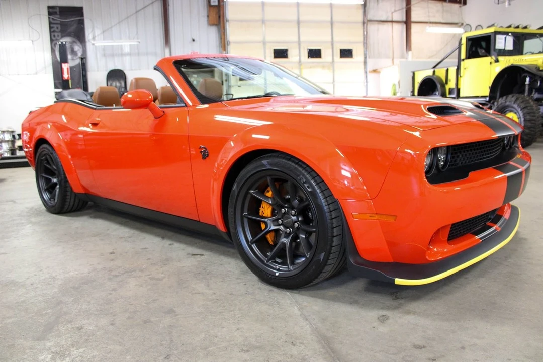 2023 Dodge Challenger SRT Hellcat 3rd Gen - Image 8 of 12