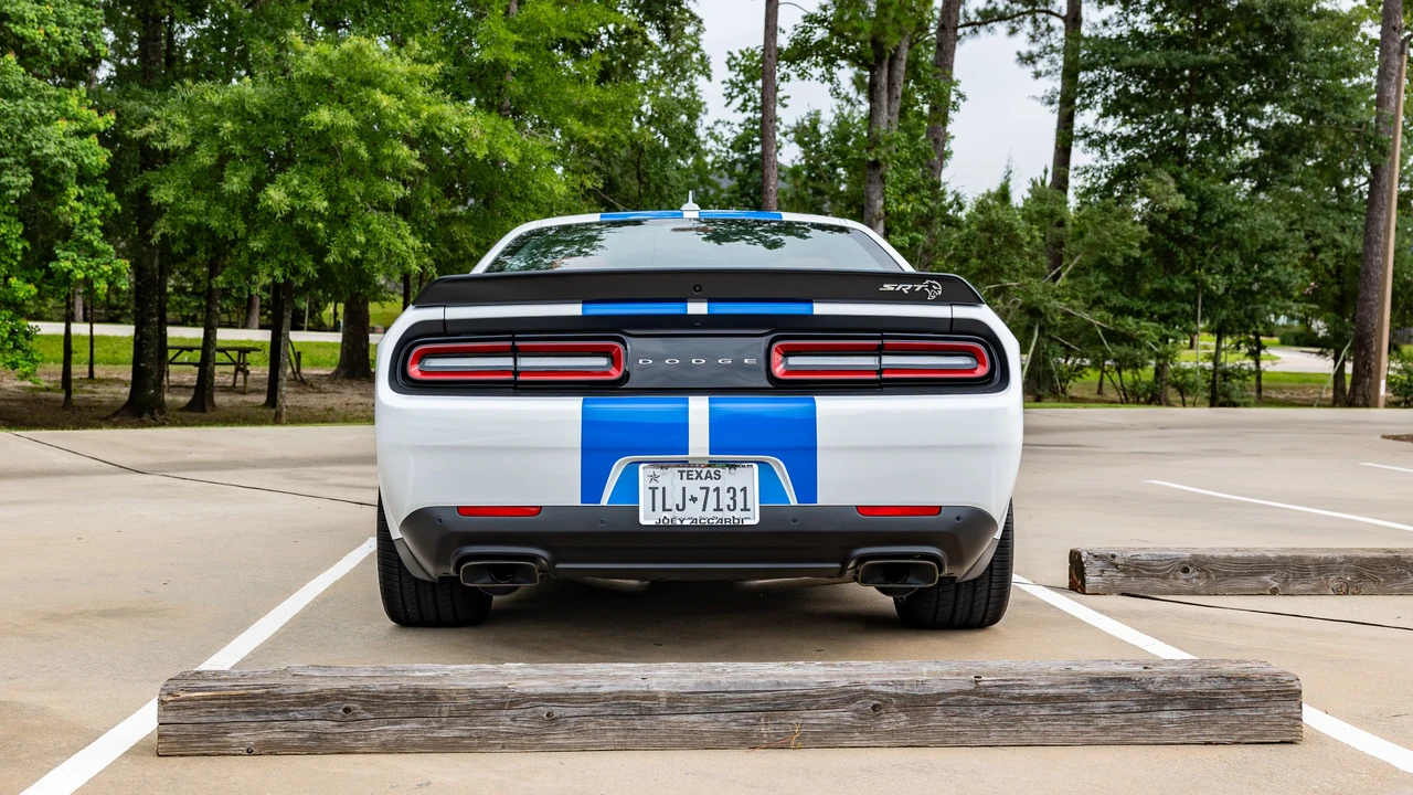 2023 Dodge Challenger SRT Hellcat 3rd Gen - Image 7 of 31