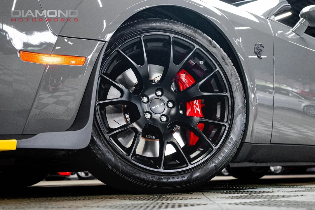 2023 Dodge Challenger SRT Hellcat 3rd Gen - Image 8 of 12