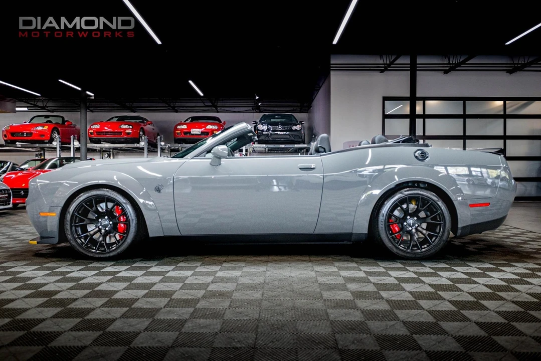 2023 Dodge Challenger SRT Hellcat 3rd Gen - Image 10 of 12