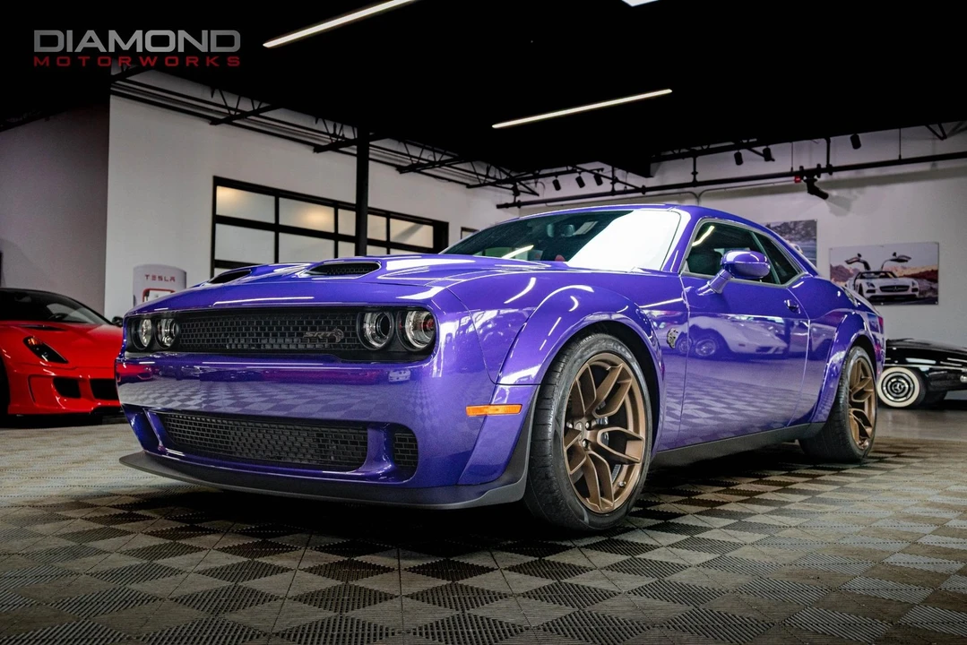 2023 Dodge Challenger SRT Hellcat 3rd Gen - Image 8 of 12
