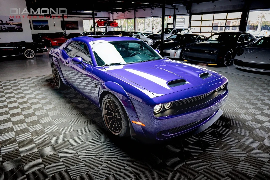 2023 Dodge Challenger SRT Hellcat 3rd Gen - Image 3 of 12