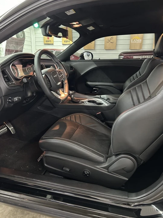 2023 Dodge Challenger SRT Hellcat 3rd Gen - Image 10 of 20