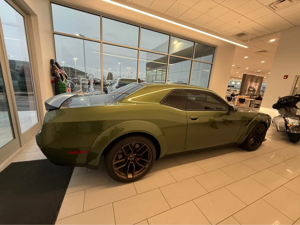 2023 Dodge Challenger SRT Hellcat 3rd Gen - Image 9 of 11