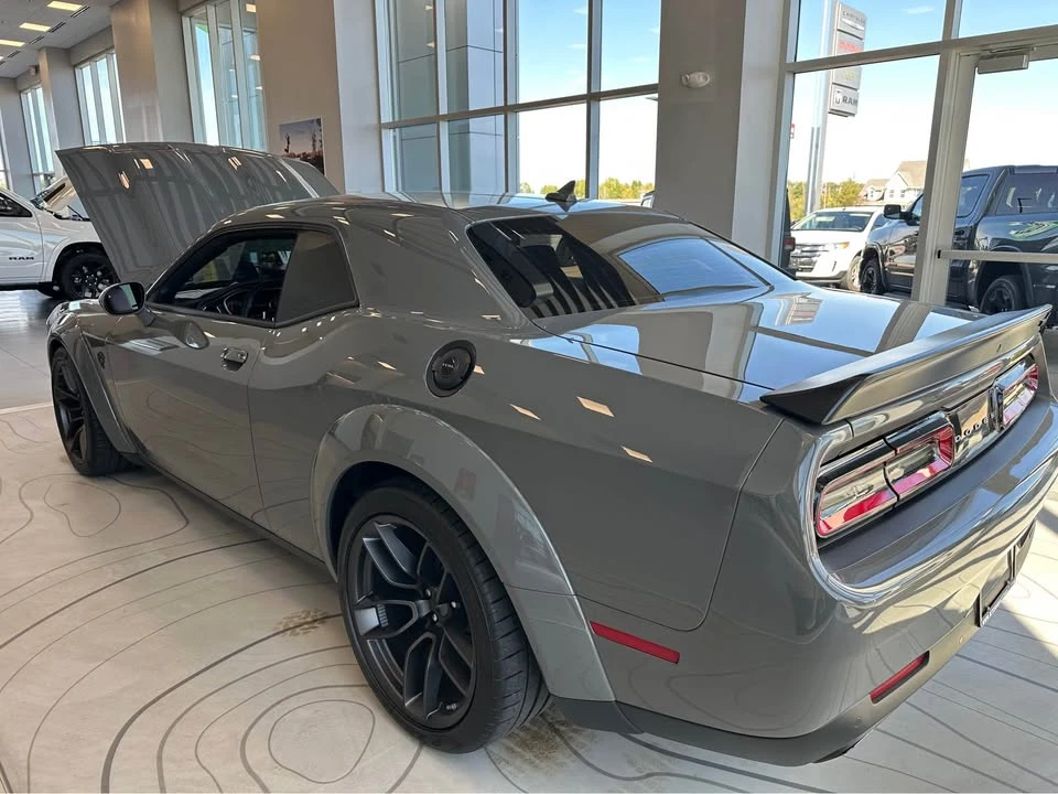 2023 Dodge Challenger SRT Hellcat 3rd Gen - Image 4 of 7