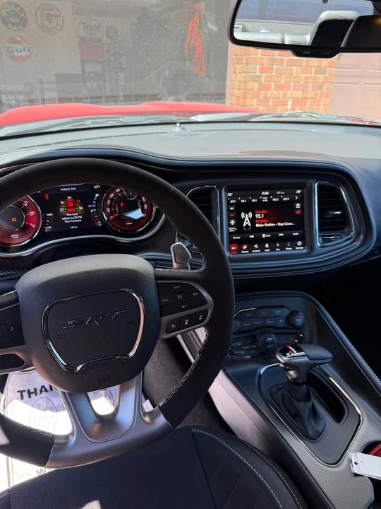 2023 Dodge Challenger SRT Hellcat 3rd Gen - Image 7 of 10