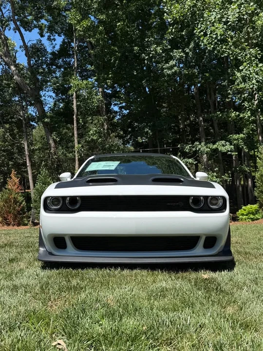 2023 Dodge Challenger SRT Hellcat 3rd Gen - Image 3 of 20