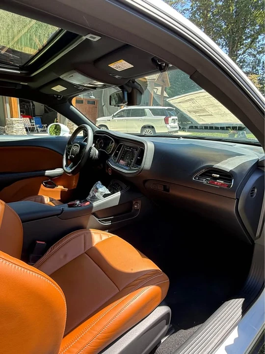 2023 Dodge Challenger SRT Hellcat 3rd Gen - Image 14 of 20