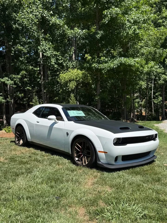 2023 Dodge Challenger SRT Hellcat 3rd Gen - Image 4 of 20