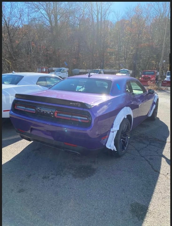 2023 Dodge Challenger SRT Hellcat 3rd Gen - Image 14 of 16