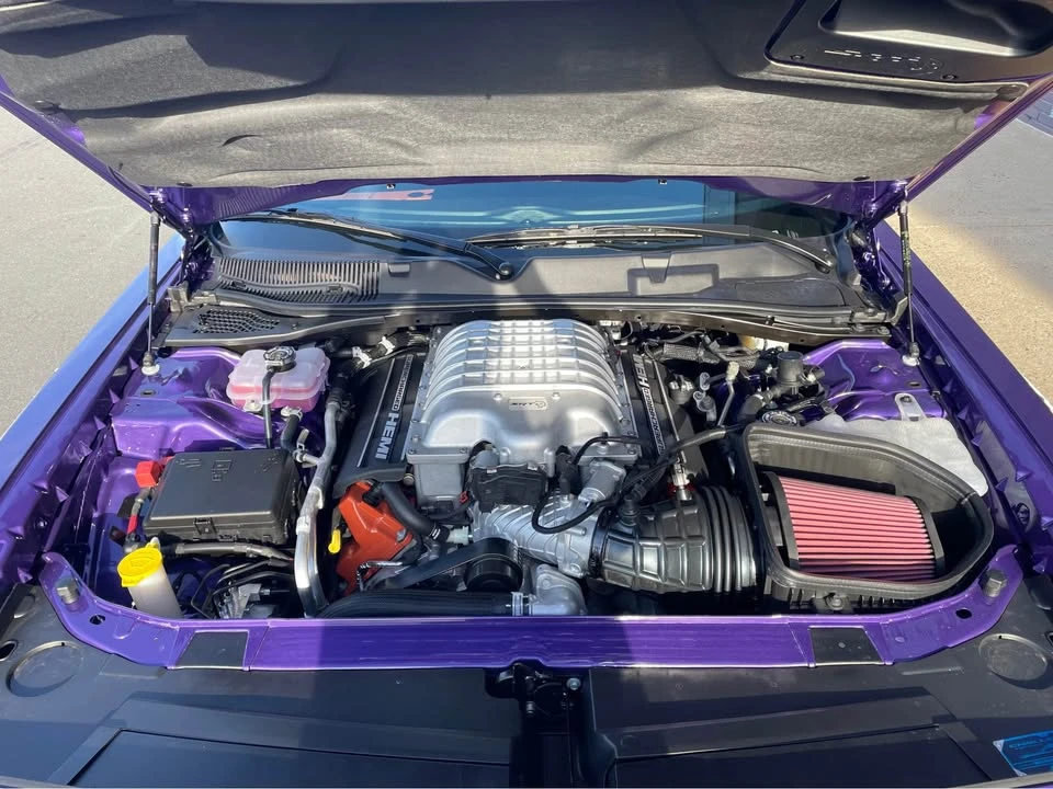 2023 Dodge Challenger SRT Hellcat 3rd Gen - Image 9 of 16