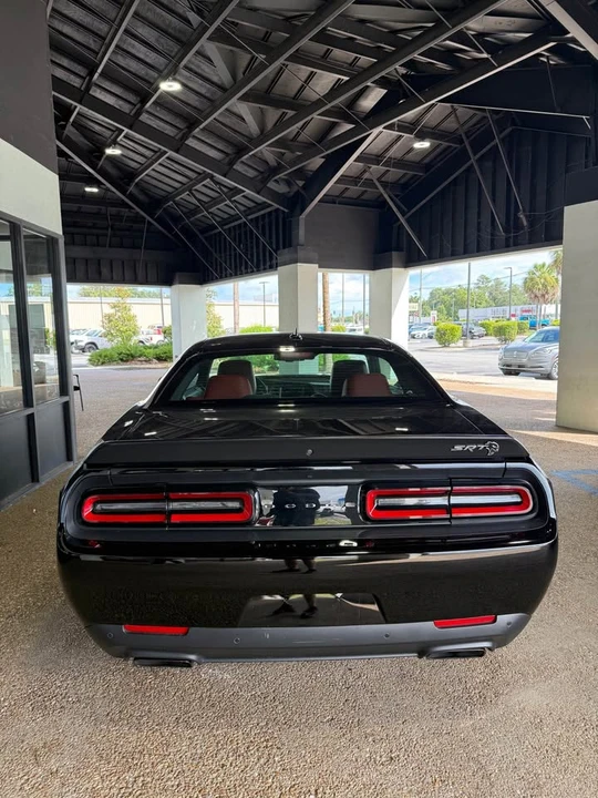 2023 Dodge Challenger SRT Hellcat 3rd Gen - Image 5 of 8