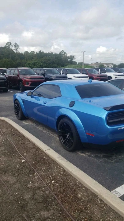 2023 Dodge Challenger SRT Hellcat 3rd Gen - Image 7 of 16