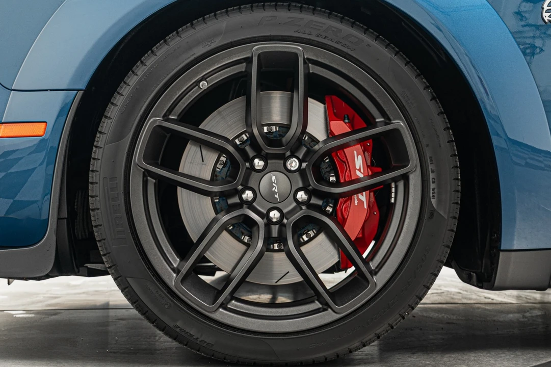 2023 Dodge Challenger SRT Hellcat 3rd Gen - Image 10 of 21