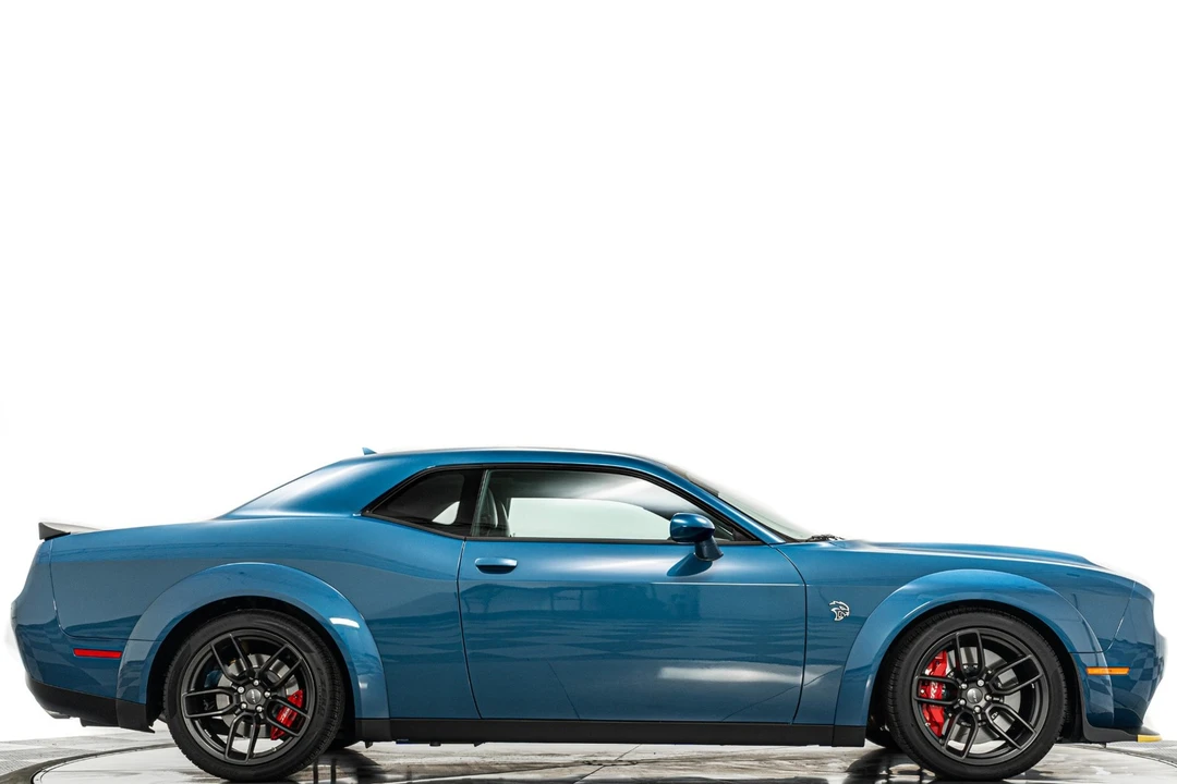 2023 Dodge Challenger SRT Hellcat 3rd Gen - Image 2 of 21