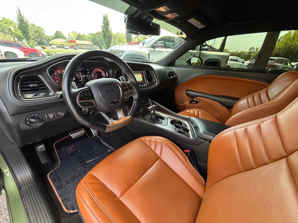 2023 Dodge Challenger SRT Hellcat 3rd Gen - Image 10 of 31