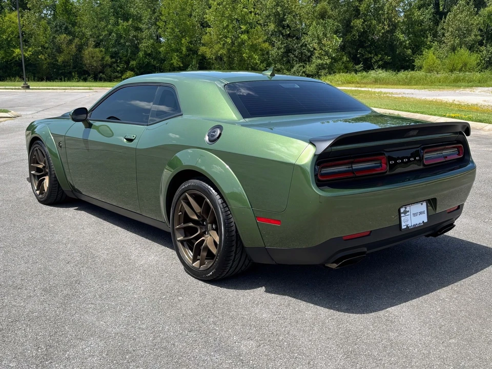 2023 Dodge Challenger SRT Hellcat 3rd Gen - Image 4 of 31