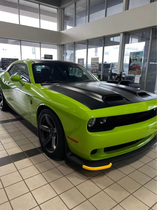 2023 Dodge Challenger SRT Hellcat 3rd Gen - Image 5 of 9