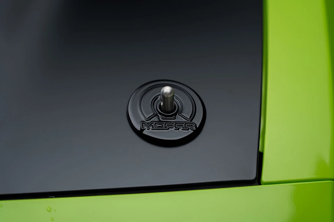 2023 Dodge Challenger SRT Hellcat 3rd Gen - Image 14 of 21