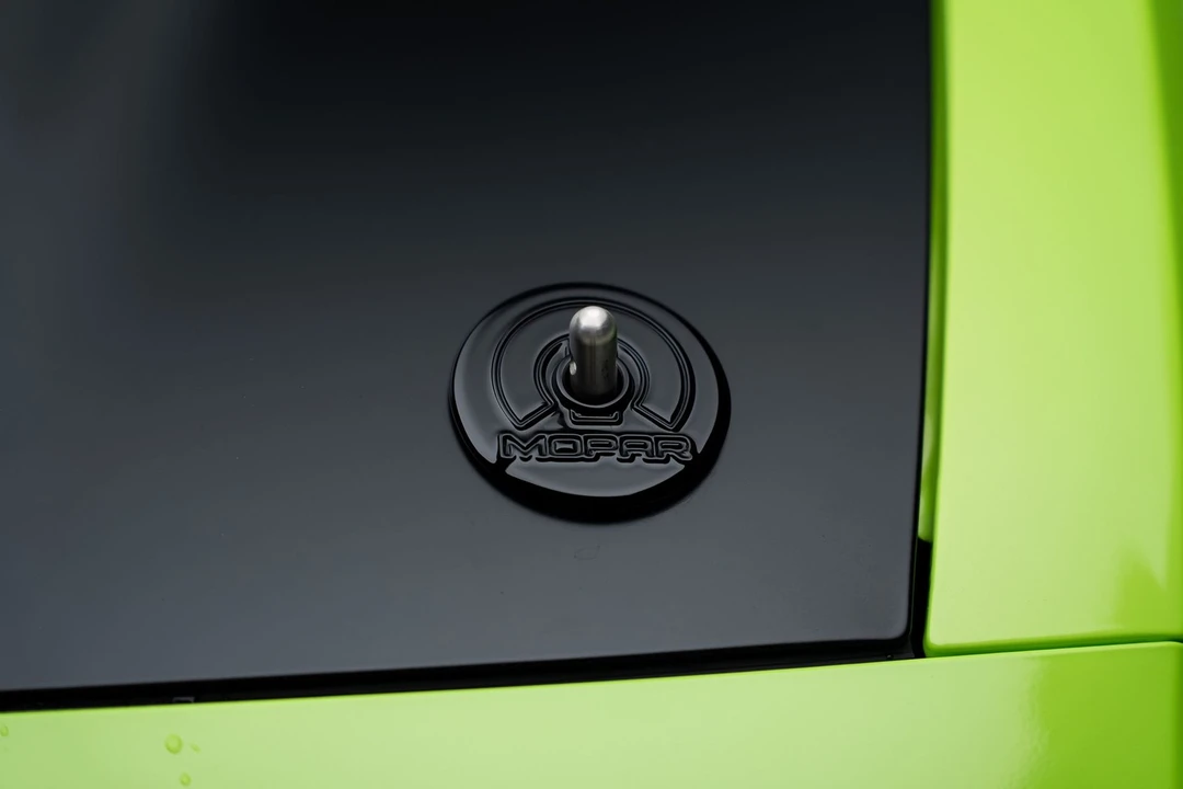 2023 Dodge Challenger SRT Hellcat 3rd Gen - Image 14 of 21