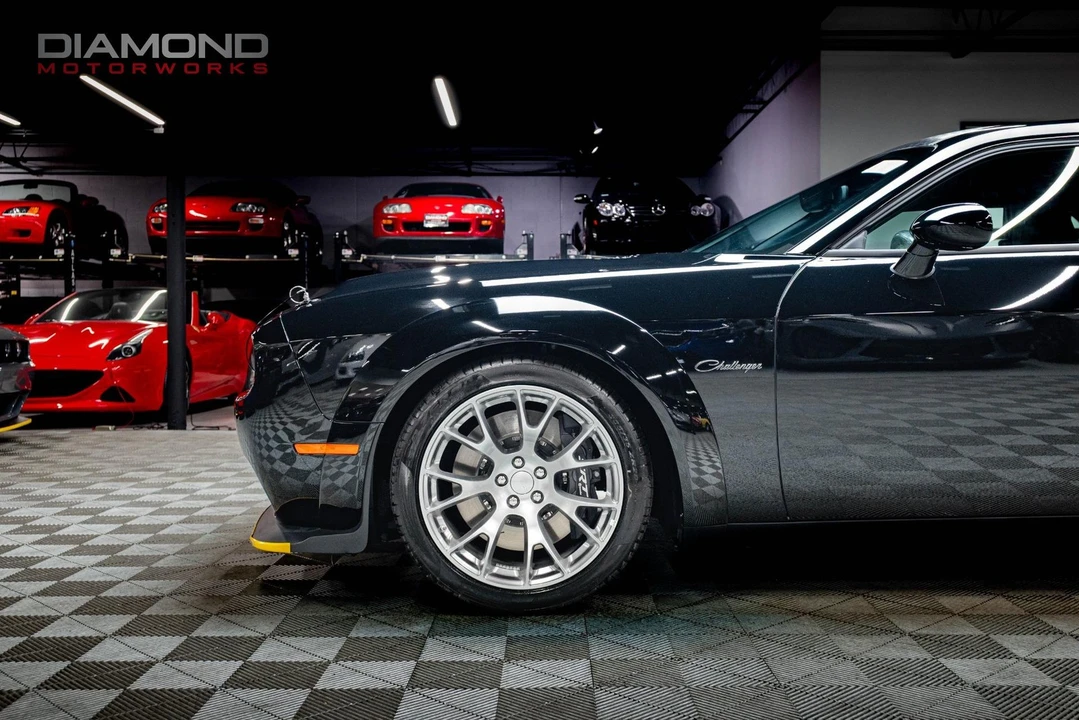 2023 Dodge Challenger SRT Hellcat 3rd Gen - Image 11 of 12