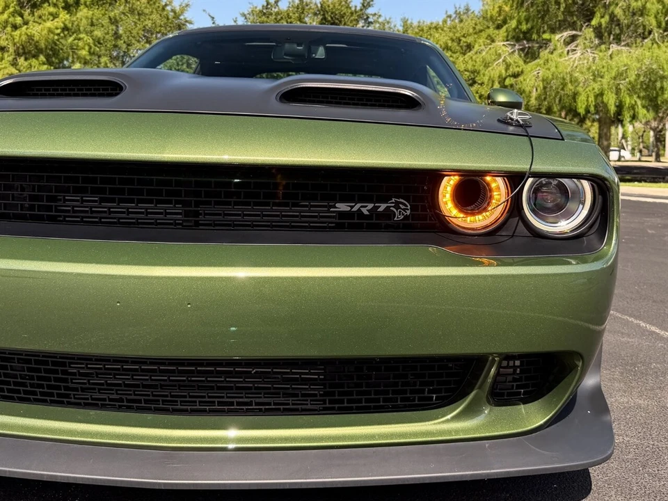 2023 Dodge Challenger SRT Hellcat 3rd Gen - Image 3 of 4