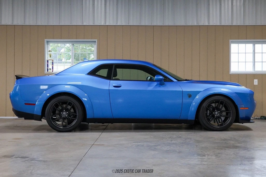 2023 Dodge Challenger SRT Hellcat 3rd Gen - Image 9 of 21