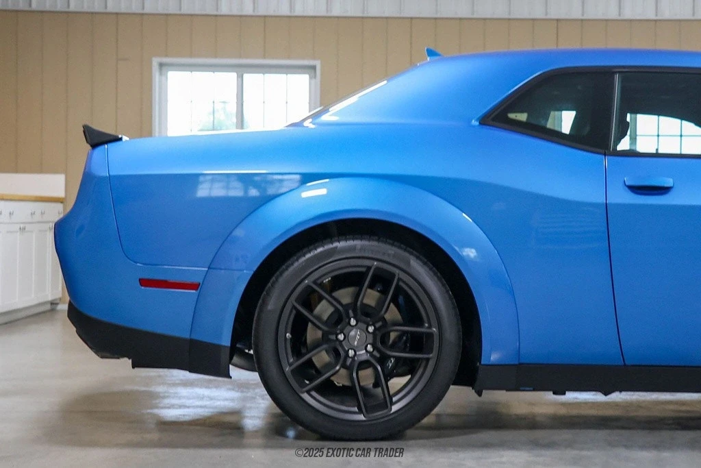2023 Dodge Challenger SRT Hellcat 3rd Gen - Image 10 of 21