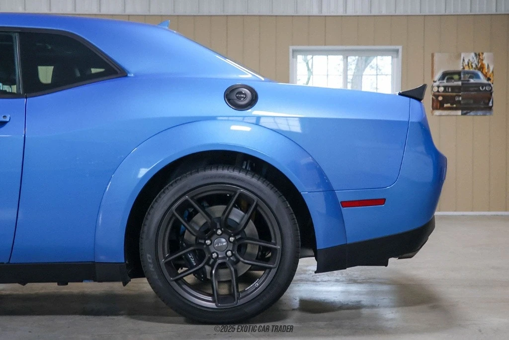 2023 Dodge Challenger SRT Hellcat 3rd Gen - Image 5 of 21