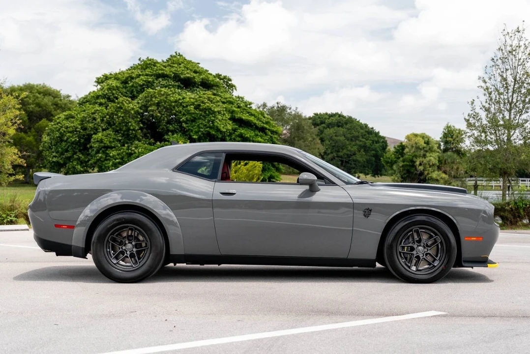 2023 Dodge Challenger SRT Hellcat 3rd Gen - Image 9 of 21