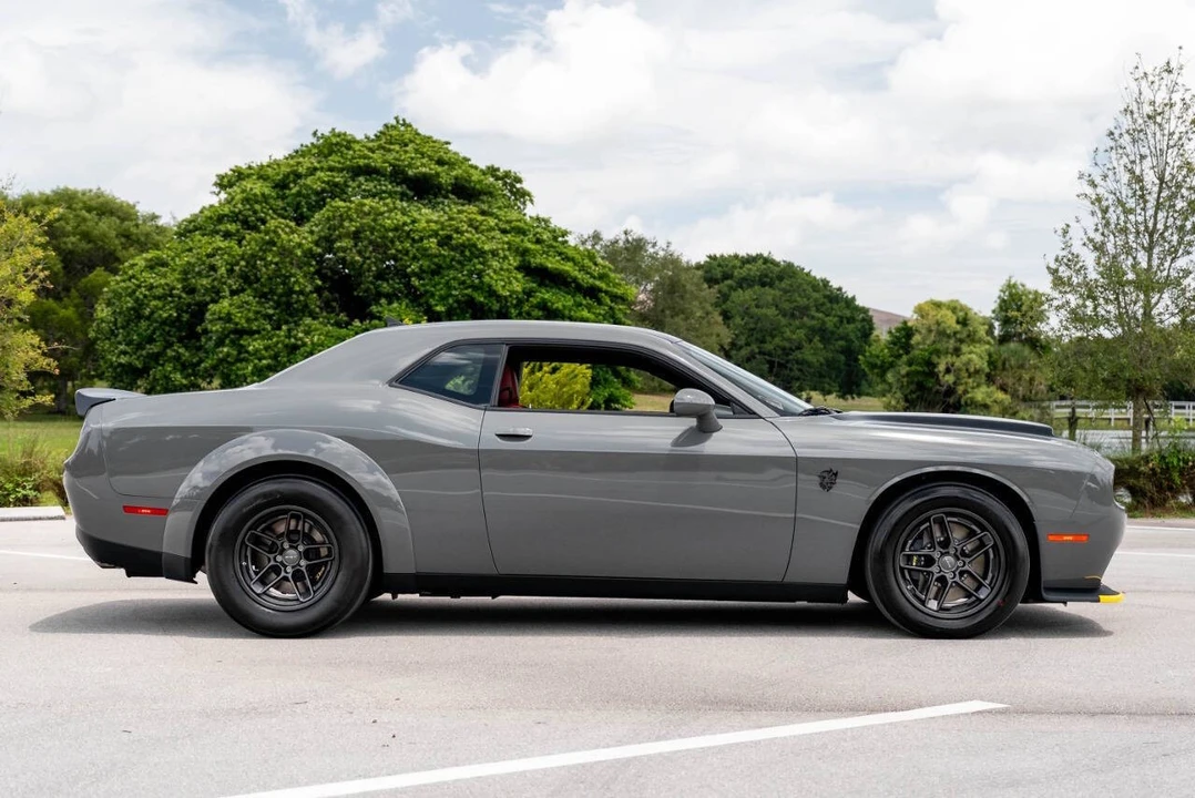2023 Dodge Challenger SRT Hellcat 3rd Gen - Image 9 of 21
