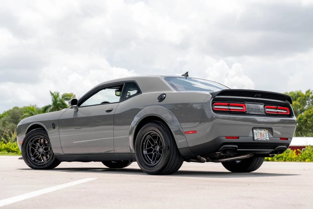 2023 Dodge Challenger SRT Hellcat 3rd Gen - Image 19 of 21