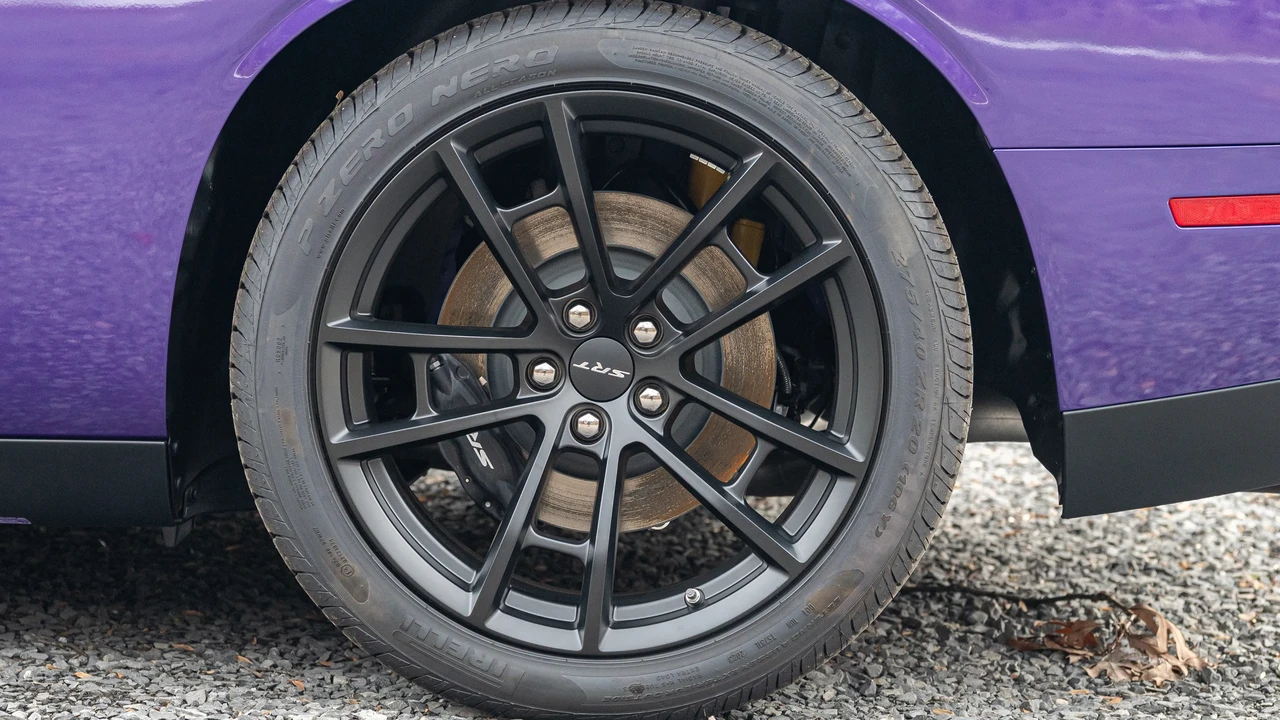 2023 Dodge Challenger SRT Hellcat 3rd Gen - Image 28 of 31